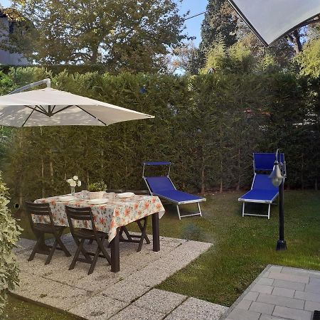 Bellagio Dreams Apt, Pool, With Private Garden, Near Lake Exteriör bild